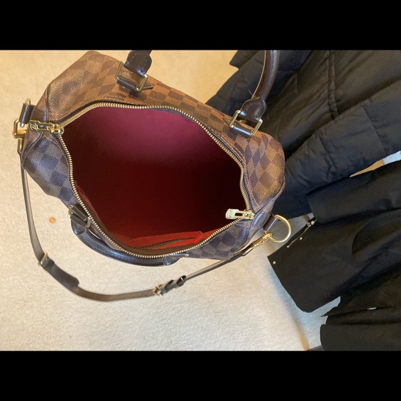 Louis Vuitton speedy 35 with strap. - Picture 6 of 10